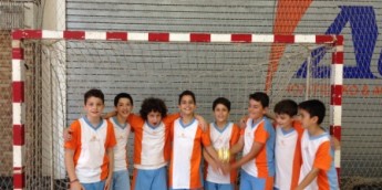 Σχολή Χατζήβεη - Συμμετοχή σε αγώνες Handball - 27/5/2015