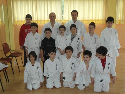 Σχολή Χατζήβεη - Εξετάσεις Καράτε Suibukan - 7/2/2012 Σχολή Χατζήβεη - Εξετάσεις Καράτε Suibukan - 7/2/2012