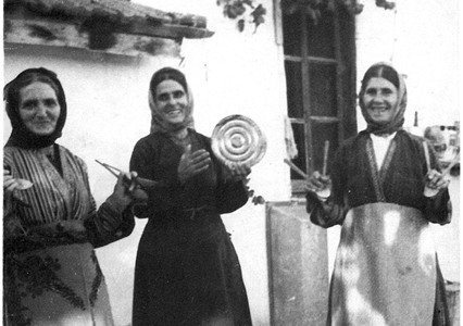 Σχολή Χατζήβεη - Κυριακή Πρωί στο Μέγαρο Μουσικής - 24/10/2012 Σχολή Χατζήβεη - Κυριακή Πρωί στο Μέγαρο Μουσικής - 24/10/2012