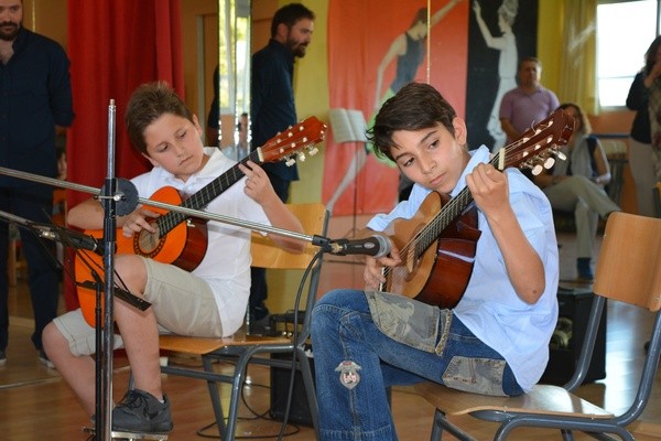 Σχολή Χατζήβεη - Μουσικές Συναυλίες - 30/5/2016 Σχολή Χατζήβεη - Μουσικές Συναυλίες - 30/5/2016