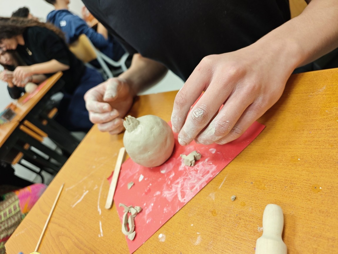 Σχολή Χατζήβεη - Εργαστήρι Κεραμικής στο Γυμνάσιο - 26/1/2026