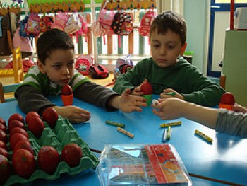 Υποδεχόμαστε το Πάσχα! Υποδεχόμαστε το Πάσχα!