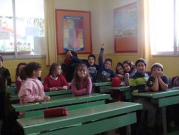Διαιρούμε τη Σοκολάτα Διαιρούμε τη Σοκολάτα