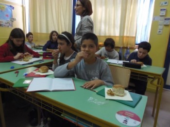 Δύνασθε ευρείν τα εδέσματα; Δύνασθε ευρείν τα εδέσματα;
