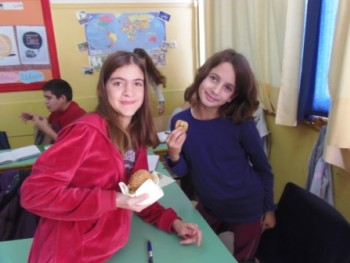 Δύνασθε ευρείν τα εδέσματα; Δύνασθε ευρείν τα εδέσματα;