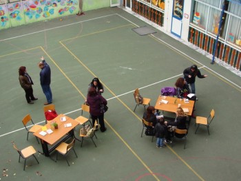 Επικοινωνία Στην Οικογένεια τον καιρό της Κρίσης Επικοινωνία Στην Οικογένεια τον καιρό της Κρίσης