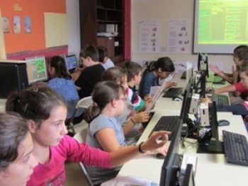 Codeweek – Μικροί προγραμματιστές εν δράσει Codeweek – Μικροί προγραμματιστές εν δράσει