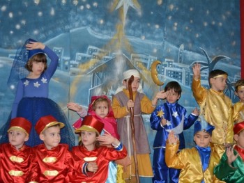 Η Χριστουγεννιάτικη Γιορτή μας Η Χριστουγεννιάτικη Γιορτή μας