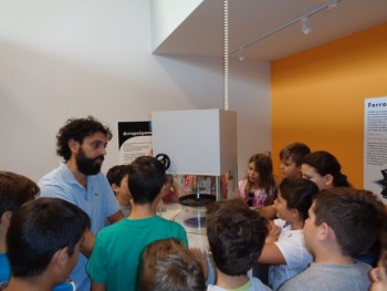 Επισκεφτήκαμε το Planet Physics! Επισκεφτήκαμε το Planet Physics!