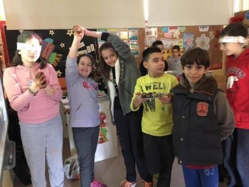 Μάθημα Ζωής: ”Ελάτε στη θέση μου” Μάθημα Ζωής: ”Ελάτε στη θέση μου”