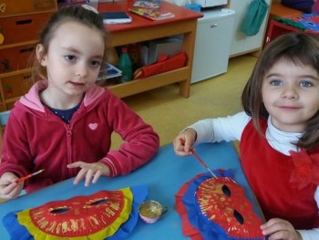 Βιώνουμε, μαθαίνουμε, γλεντάμε και χαιρόμαστε τις Απόκριες Βιώνουμε, μαθαίνουμε, γλεντάμε και χαιρόμαστε τις Απόκριες