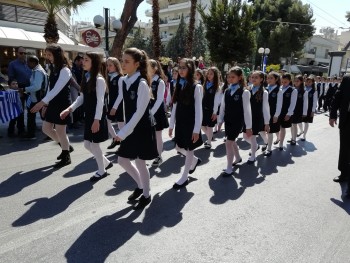 Σχολή Χατζήβεη - Παρέλαση 25ης Μαρτίου - 1/4/2019