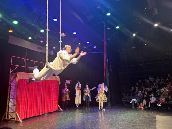 Σχολή Χατζήβεη - Οικογενειακό Θέατρο - 1/12/2025 Σχολή Χατζήβεη - Οικογενειακό Θέατρο - 1/12/2025