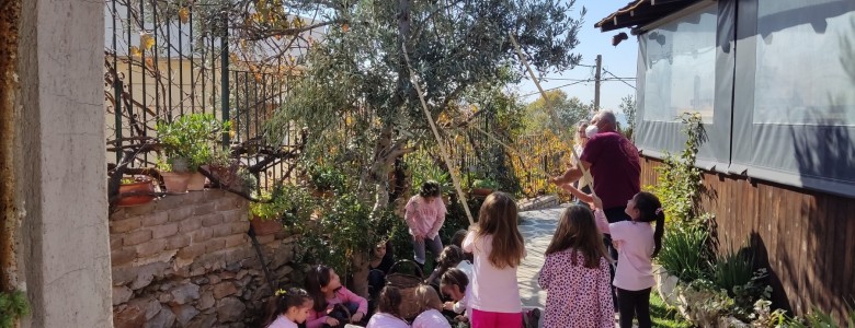 Σχολή Χατζήβεη - Επίσκεψη στο Λαογραφικό Μουσείο Βαρνάβα - 18/11/2022