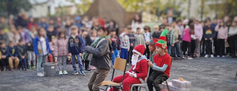 Σχολή Χατζήβεη - Γιορτινά Δρώμενα πριν τις Διακοπές - 24/12/2025
