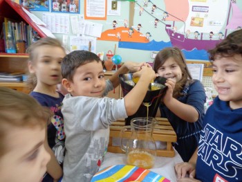 Σχολή Χατζήβεη - Υγιεινό πρωινό στην τάξη!!! - 19/10/2017