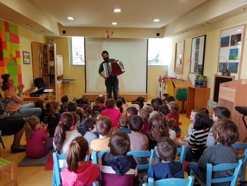 Σχολή Χατζήβεη - Το Ταξίδι των Βιβλίων Ξεκίνησε… - 6/11/2017