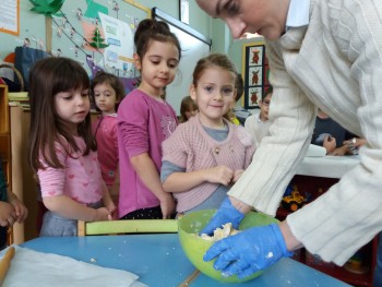 Σχολή Χατζήβεη - Χριστουγεννιάτικα μπισκότα! - 22/12/2017