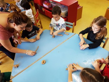 Σχολή Χατζήβεη - Μικροί  ζαχαροπλάστες εν δράσει - 5/10/2018