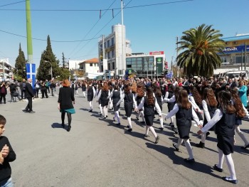 Σχολή Χατζήβεη - Παρέλαση 25ης Μαρτίου - 1/4/2019