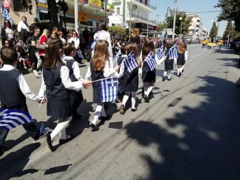 Σχολή Χατζήβεη - Παρέλαση 25ης Μαρτίου - 1/4/2019