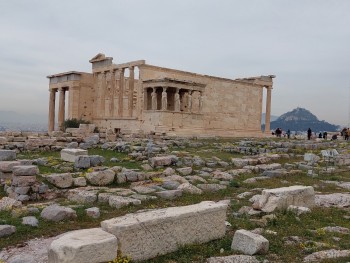 Σχολή Χατζήβεη - Επίσκεψη στον αρχαιολογικό χώρο της Ακρόπολης! - 5/4/2023