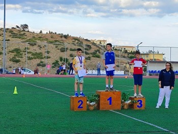 Σχολή Χατζήβεη - Αγώνες Στίβου Ε&#039;-Στ&#039; με διακρίσεις - 31/5/2024