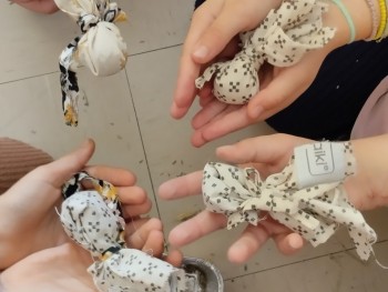 Σχολή Χατζήβεη - Γιορτάσαμε τη Διεθνή Ημέρα Καλοσύνης στο Σχολείο μας - 17/11/2025