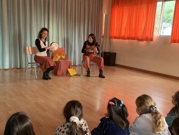 Σχολή Χατζήβεη - Διαδραστική Αφήγηση Παραμυθιών - 24/2/2026 Σχολή Χατζήβεη - Διαδραστική Αφήγηση Παραμυθιών - 24/2/2026