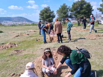Σχολή Χατζήβεη - Δράση Δεντροφύτευσης - 16/3/2026 Σχολή Χατζήβεη - Δράση Δεντροφύτευσης - 16/3/2026