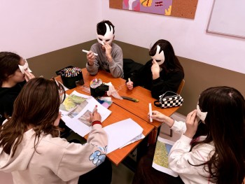 Σχολή Χατζήβεη - Φτιάχνοντας τις Θεατρικές μας Μάσκες! - 19/3/2026